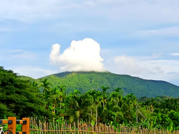 saddle peak national park